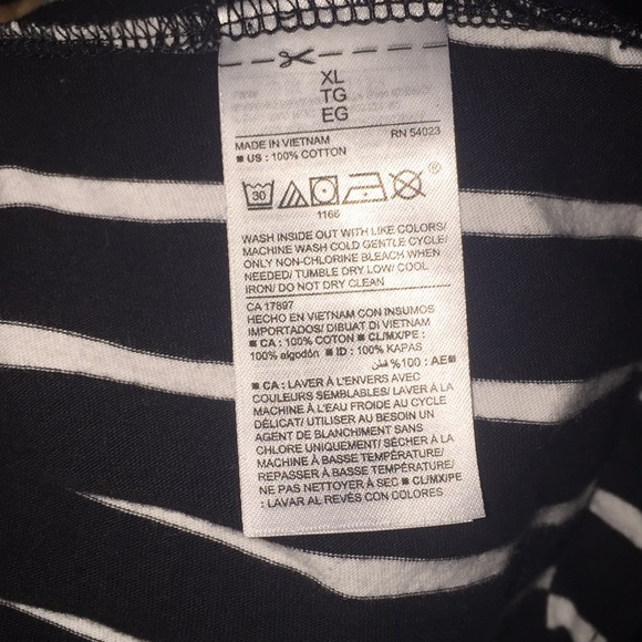 Old Navy black and white peplum top size XL - Picture 5 of 7